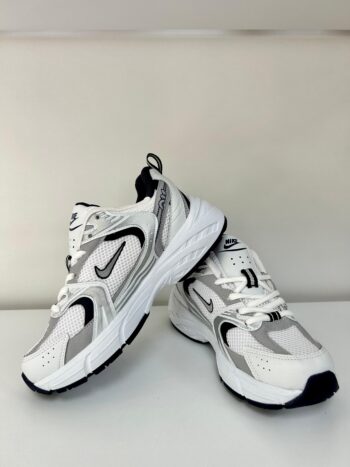 Liva Sneaker