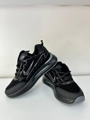 Flex Sneaker